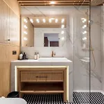 Deo Plaza Motlawa Dream By Renters 4*