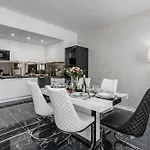 Aparthotel Deo Plaza Motlawa Dream By Renters