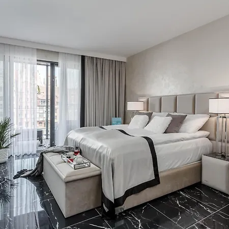 Deo Plaza Motlawa Dream By Renters 4* Danzica